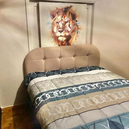 Economy Shared Apartment C In Central أثينا المظهر الخارجي الصورة
