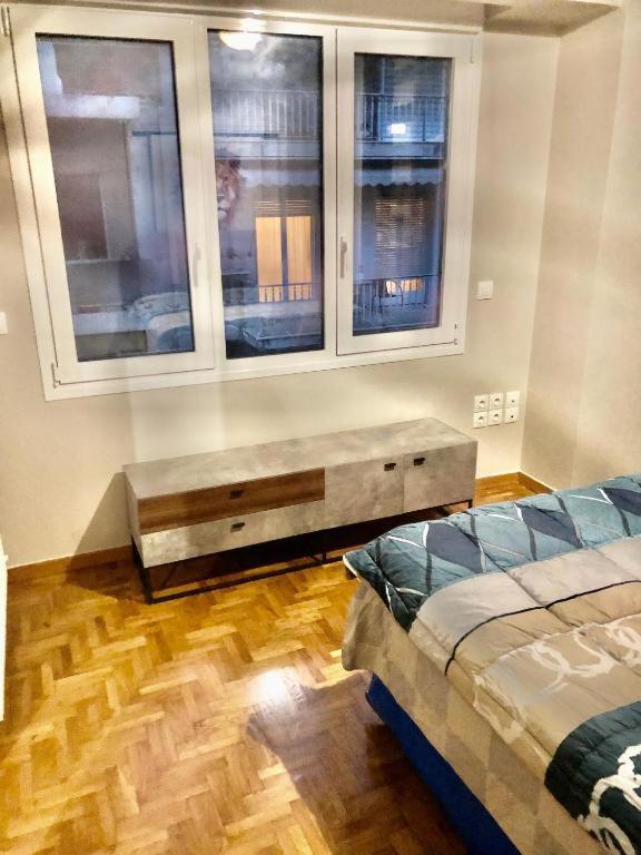 Economy Shared Apartment C In Central أثينا المظهر الخارجي الصورة